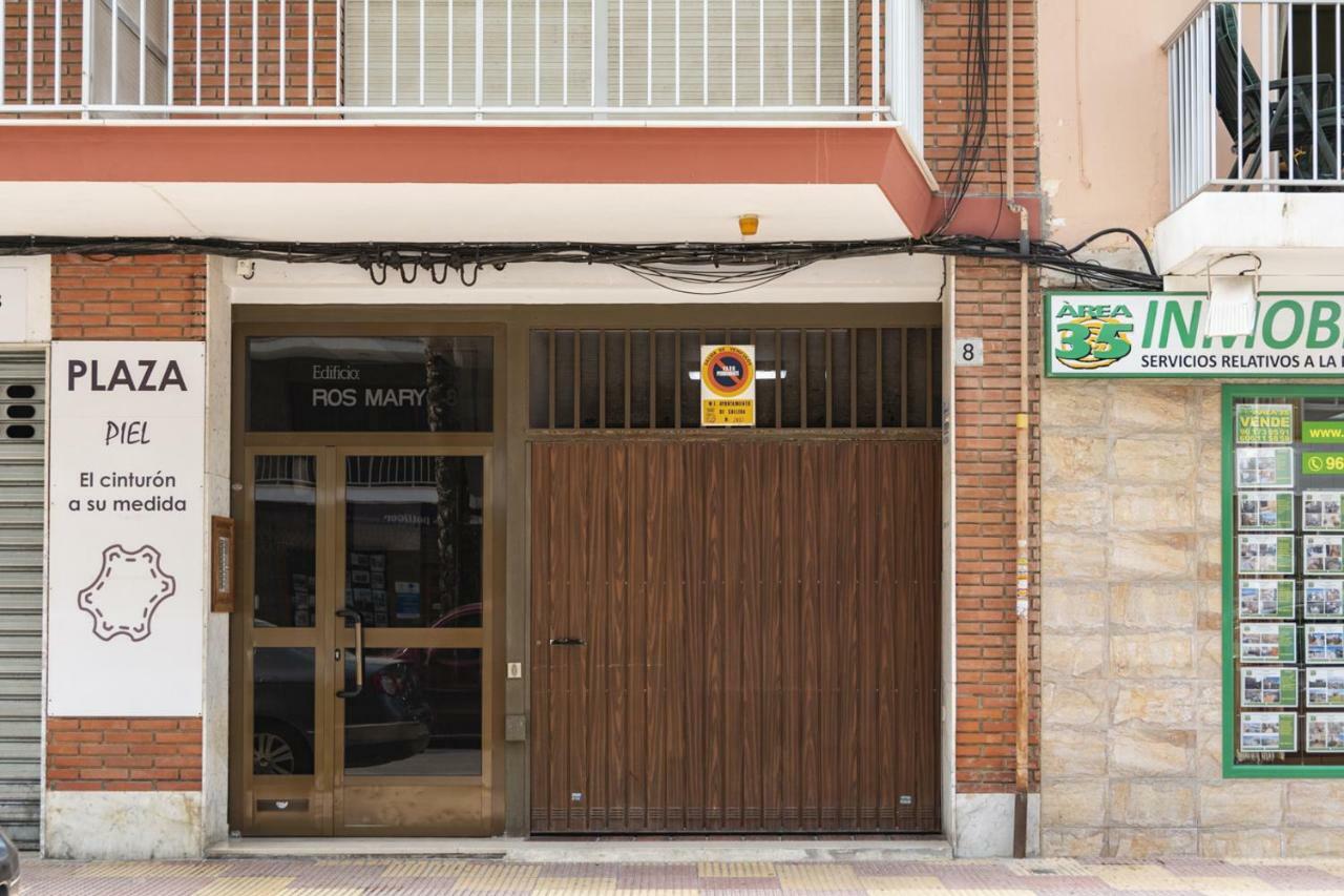 Ros Mary, 7º-14 Apartment กูลเญรา ภายนอก รูปภาพ