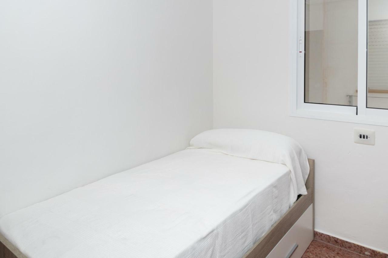 Ros Mary, 7º-14 Apartment กูลเญรา ภายนอก รูปภาพ
